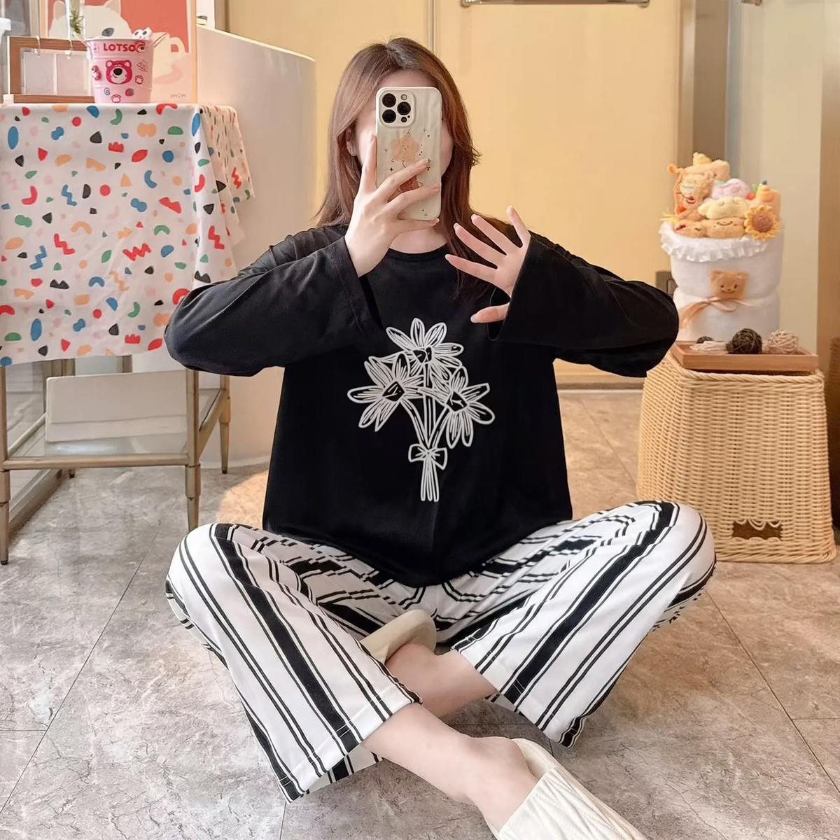 Women's Christmas pajamas, long-sleeved, with reindeer motif