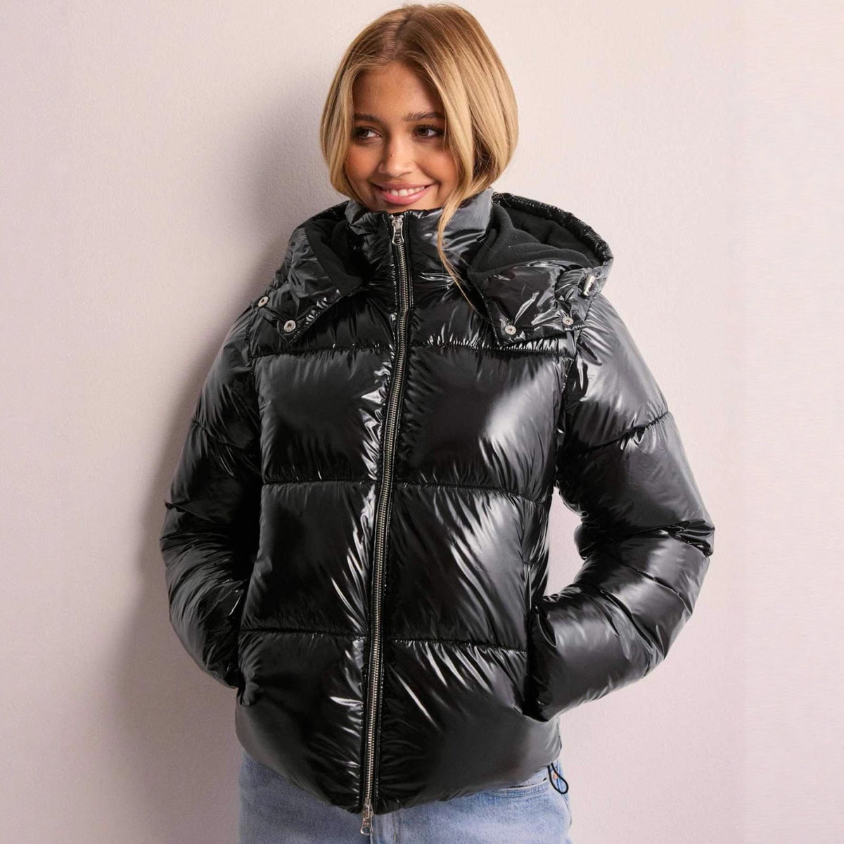 Padded women's hoodie jacket with 3D effect