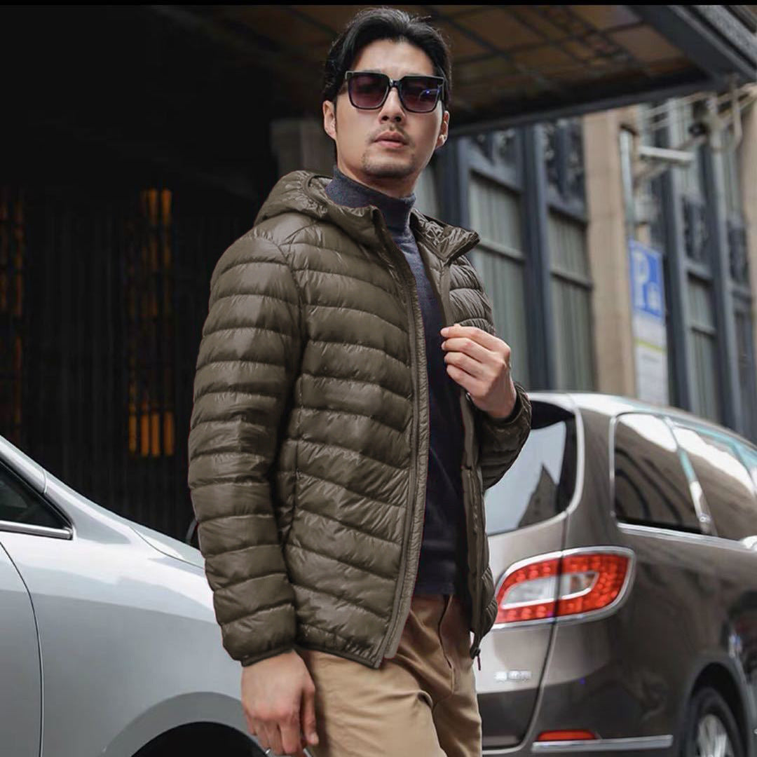 Lightweight men's down jacket with hood, white duck down lining