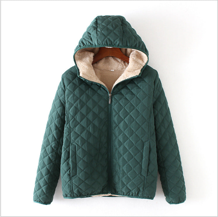 Short women's padded jacket with lamb fleece lining