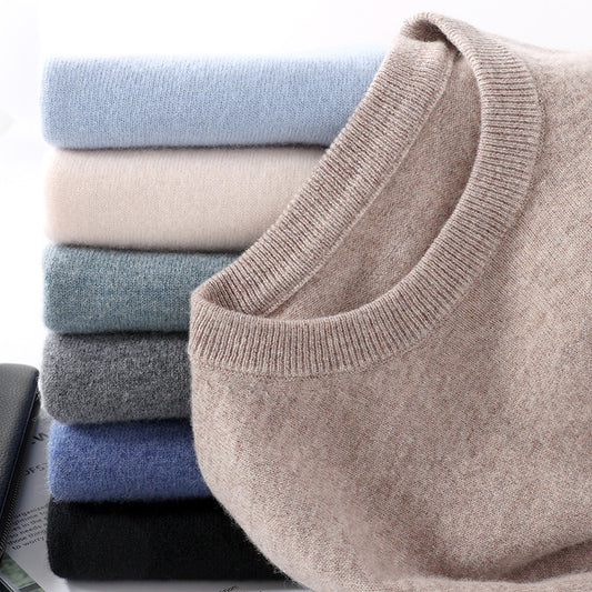 Men's wool pullover with round neck