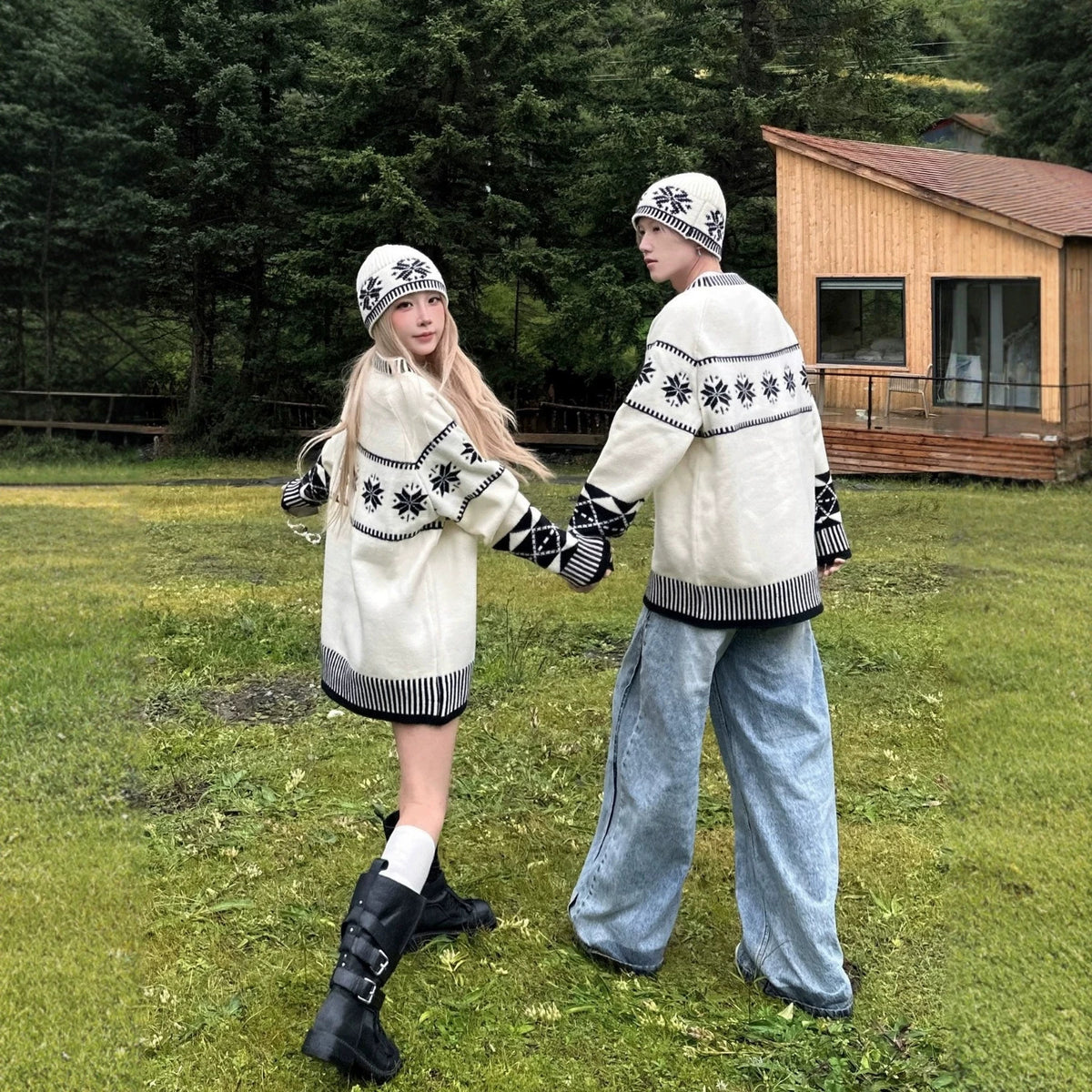 Unisex knit sweater in Nordic style
