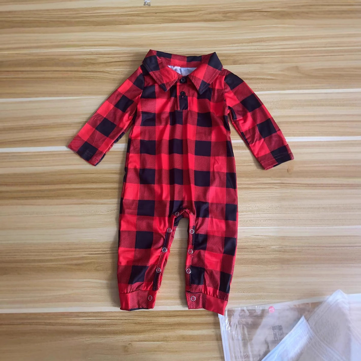 Christmas pajama set for the whole family, checkered