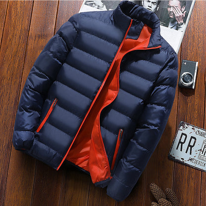 Padded men's quilted jacket with stand-up collar for outdoor activities