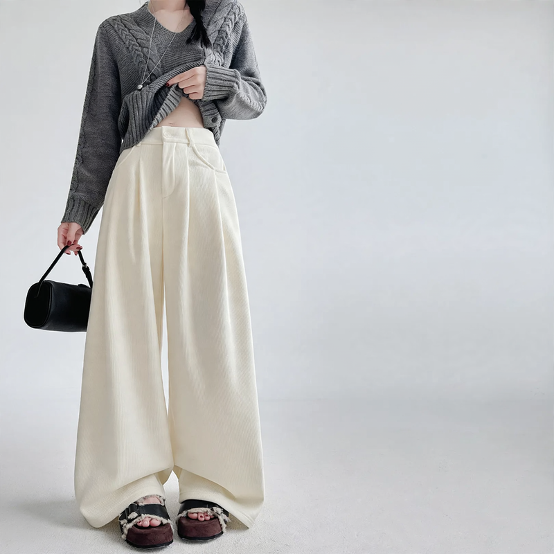 Women’s corduroy pants with wide leg, high waist