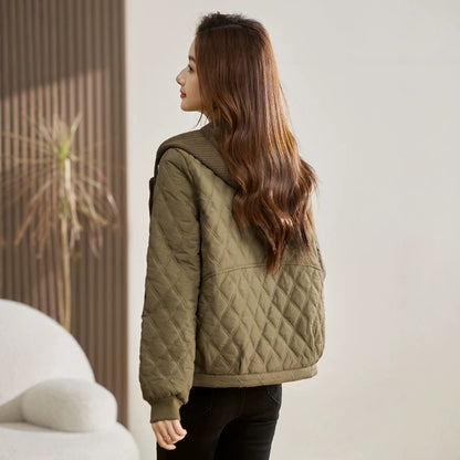 Short women's padded jacket with hood, lined