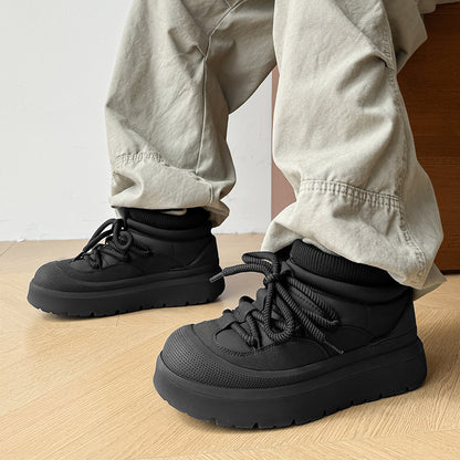 Padded men's ankle boots made of leather