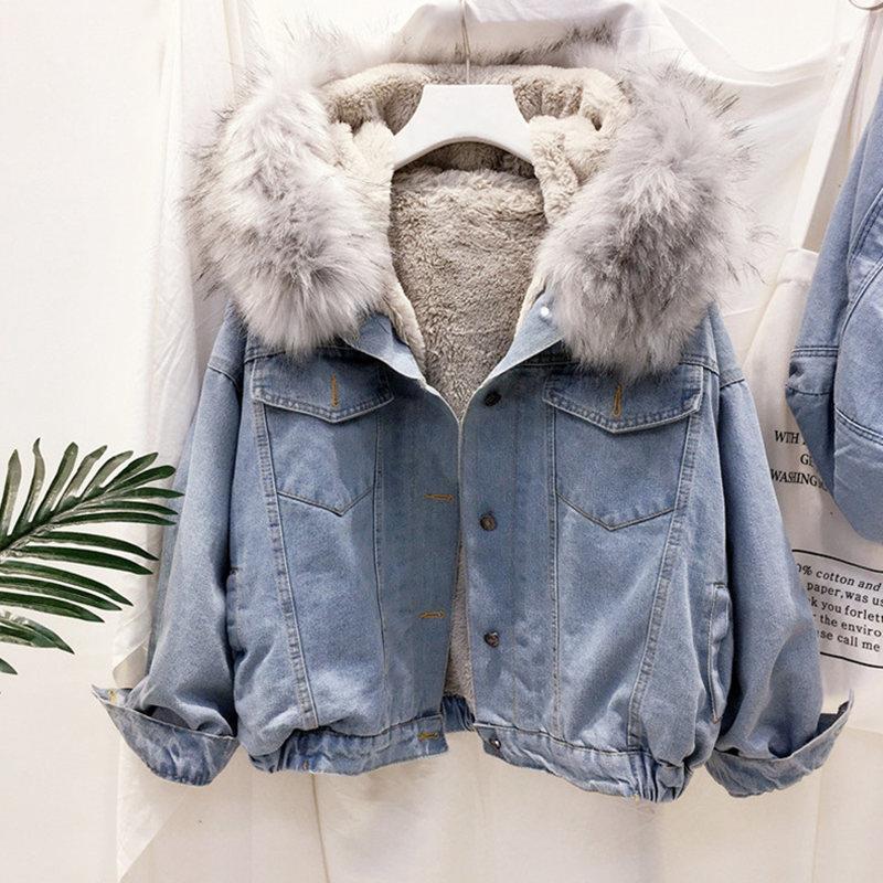 Short denim jacket for women with warm interior lining