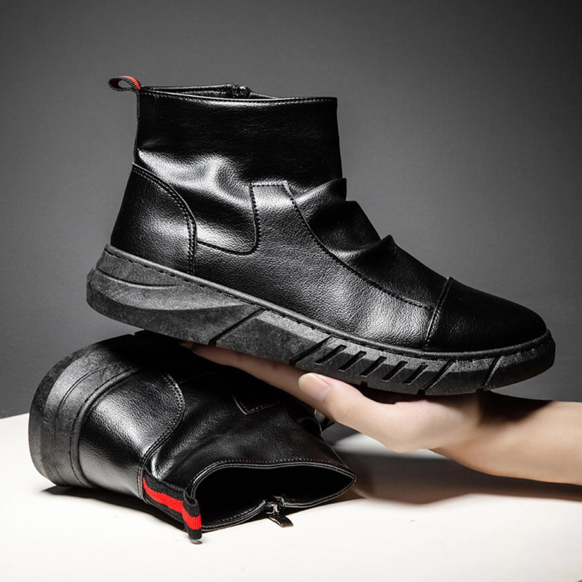 Fashionable men's work boots, ankle-high