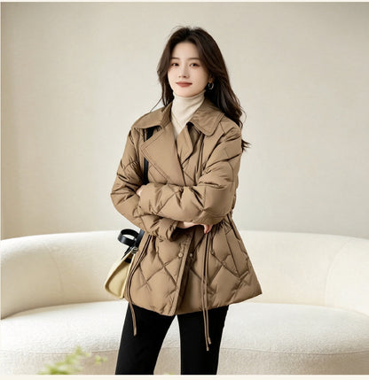 Short women's down jacket in elegant style