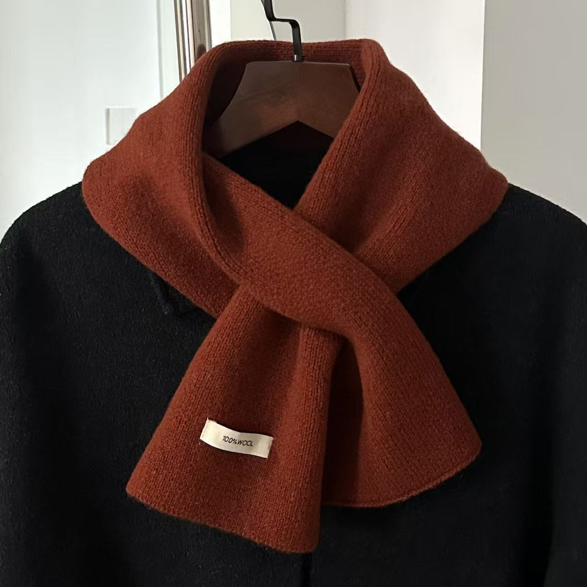 Compact wool scarf, 100% wool