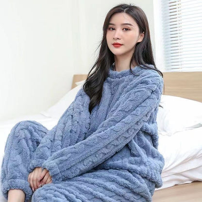Women's house suit made of coral fleece, warm and solid color