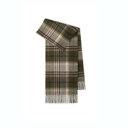 Classic scarf made of 100% wool with fringes