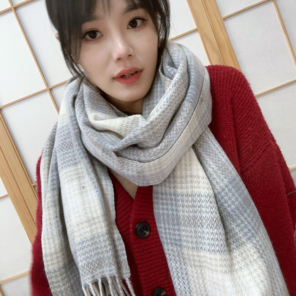 Checked winter scarf in college style