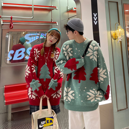 Loose Christmas knit sweater with reindeer motif