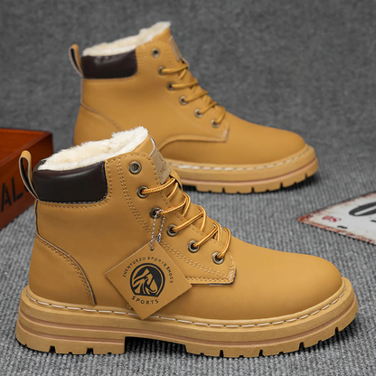 Padded men's work boots in oversized sizes