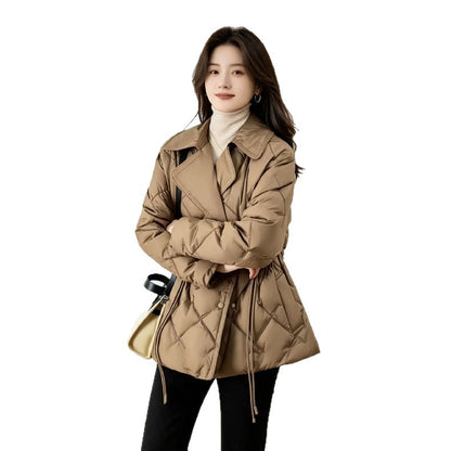 Short women's down jacket in elegant style