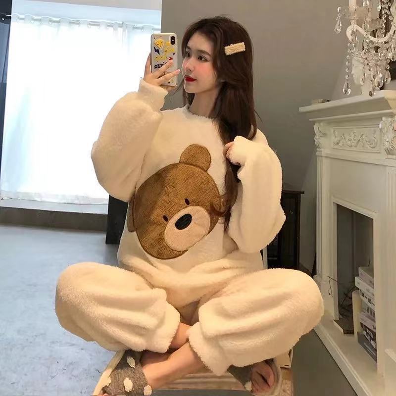 Ladies' pajama set, coral fleece, long-sleeved