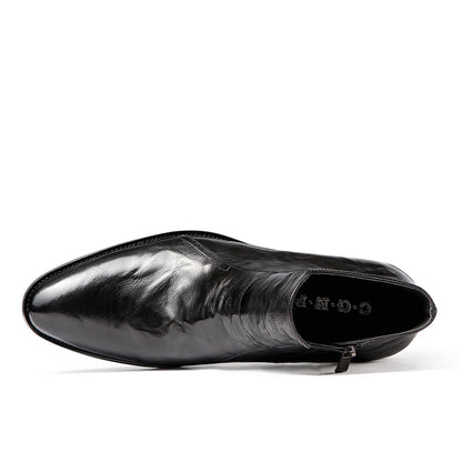Padded men's Chelsea boots made of leather
