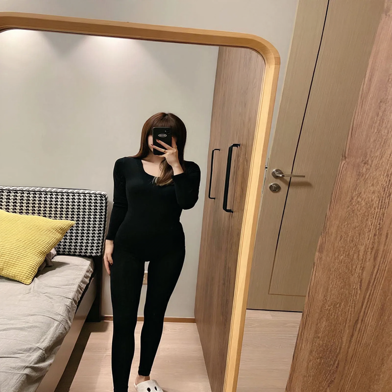 Thin, shaping thermal underwear set