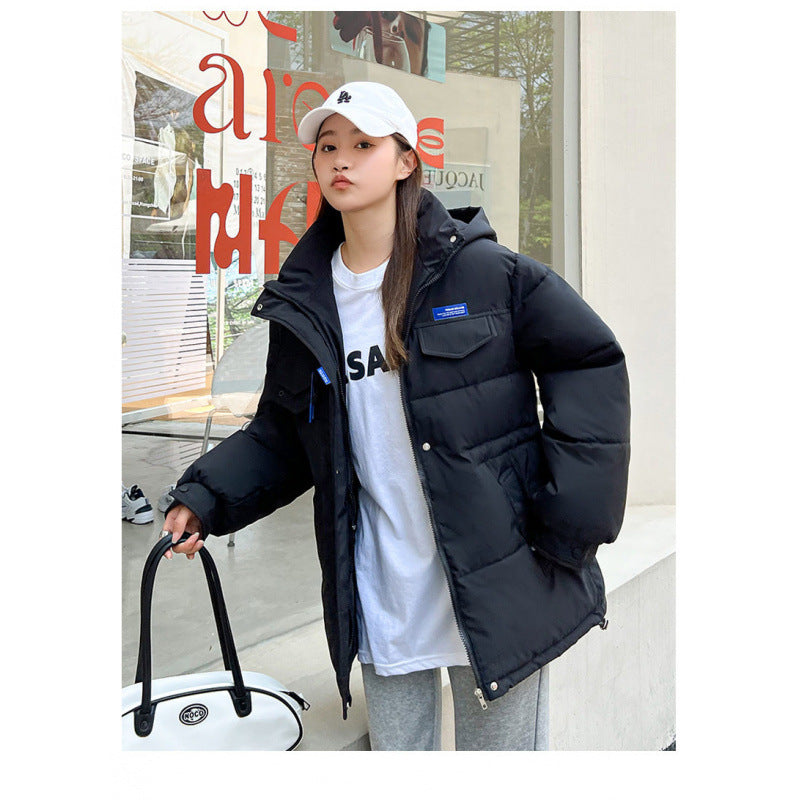 Short women's winter jacket in fashionable design