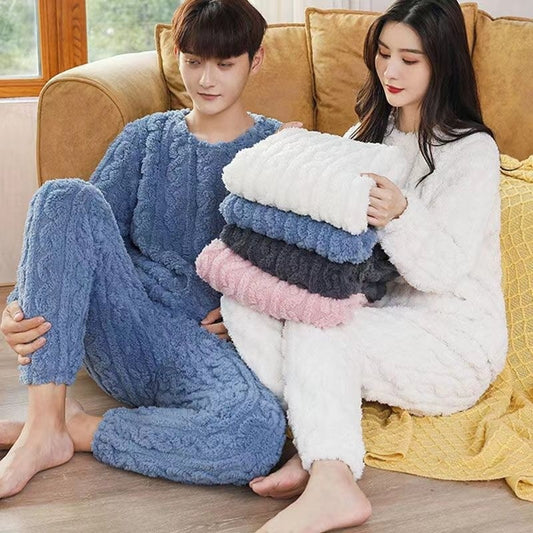Women's house suit made of thick coral fleece