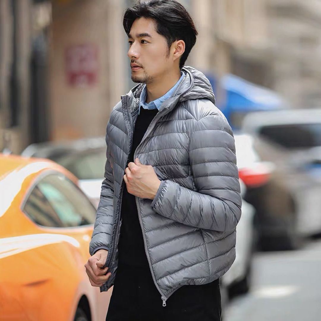 Lightweight men's down jacket with hood, white duck down lining