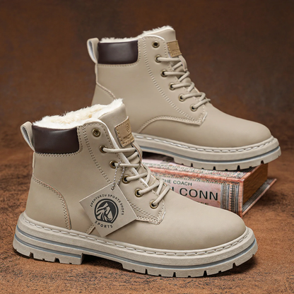 Padded men's work boots in oversized sizes