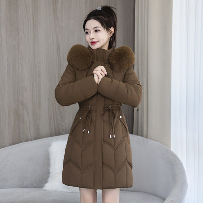 Long women's winter coat with faux fur collar