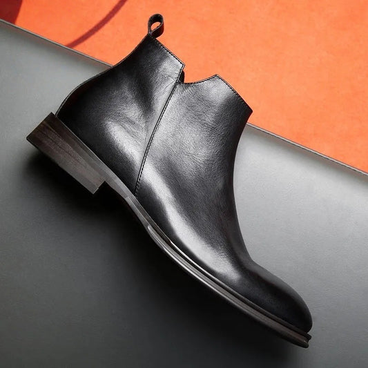 Fashionable men's Chelsea boots with side zipper
