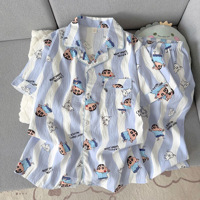 Light men's pajamas, short-sleeved, with button placket