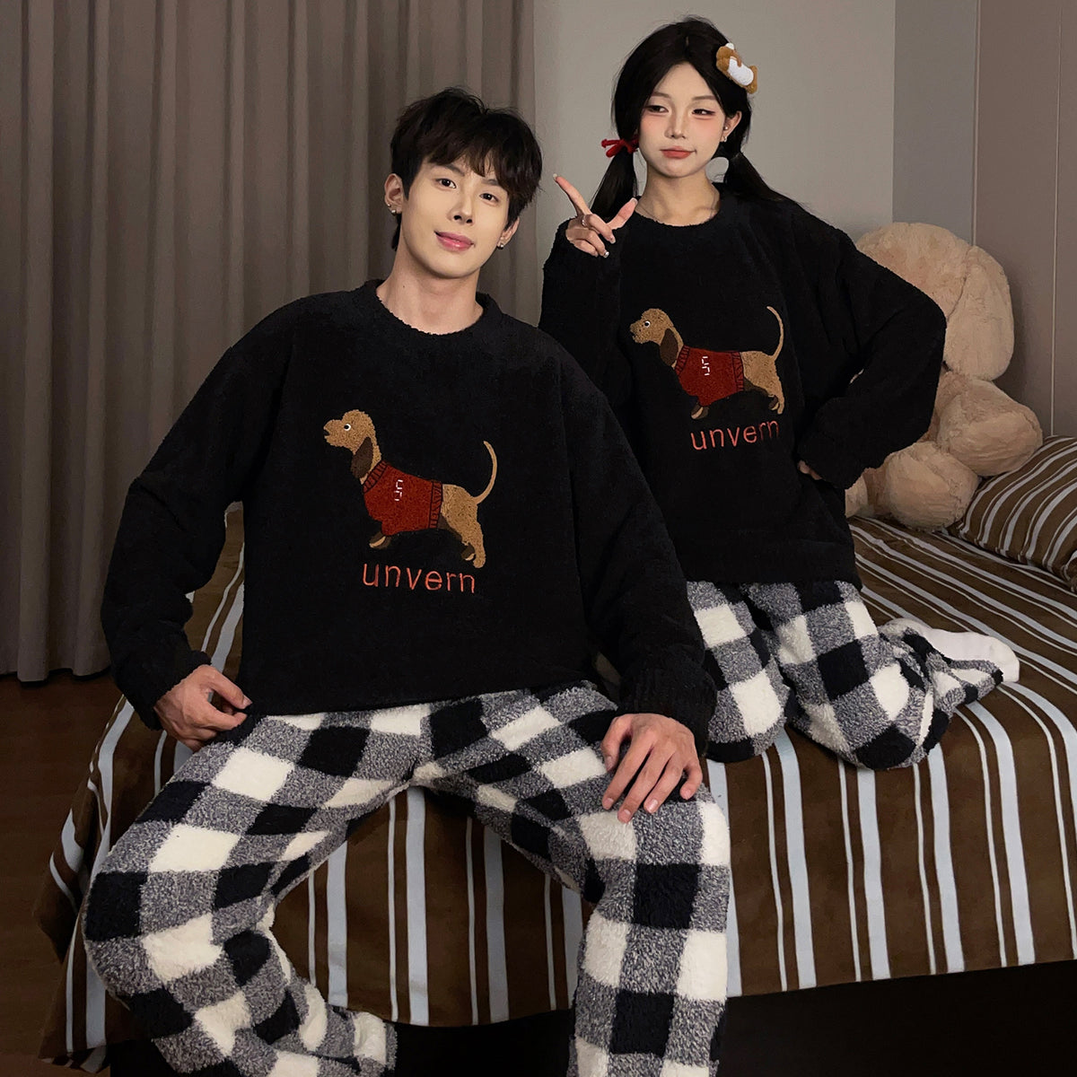 Fluffy couple pajama set made of coral fleece