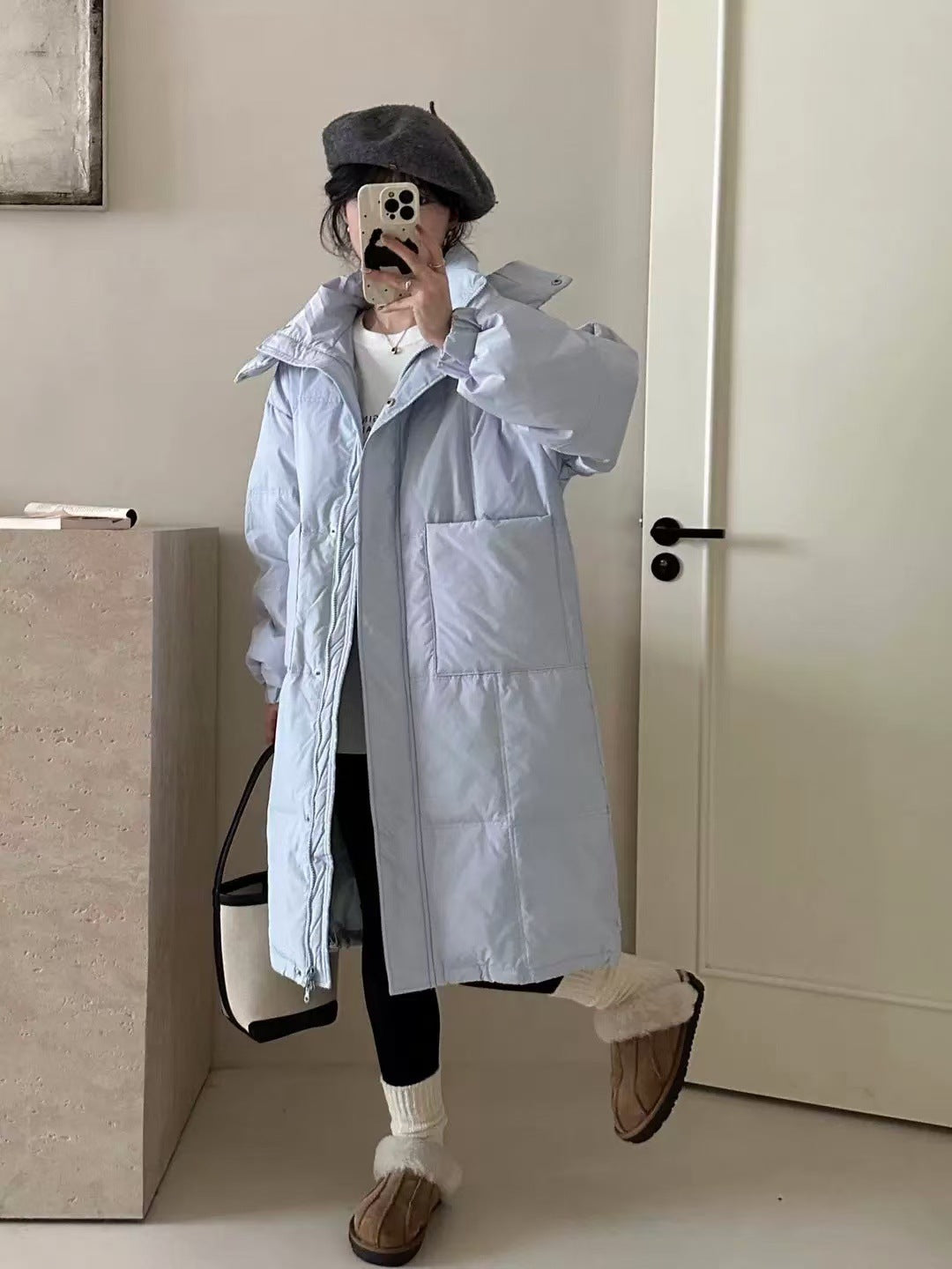 Mid-length, padded women's coat, knee-length