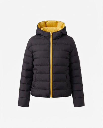 Women nan minimalist short thermo quilted jacket with ergonomic hood, tailored seam design and windproof outer shell