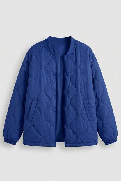 Women's lightweight quilted short jacket with cloud quilt and snap button placket
