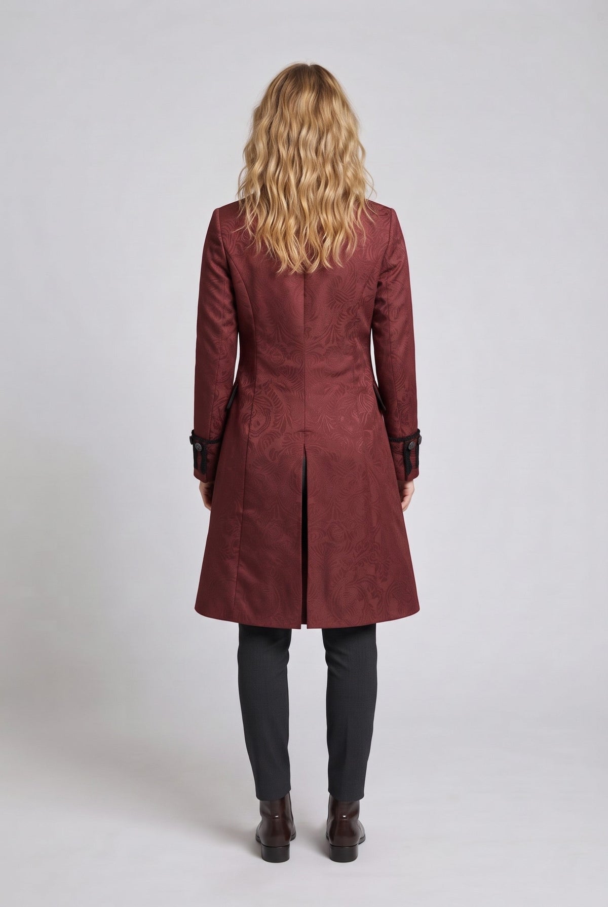 Ladies elegant tailcoat with elaborate jacquard pattern EVA-US