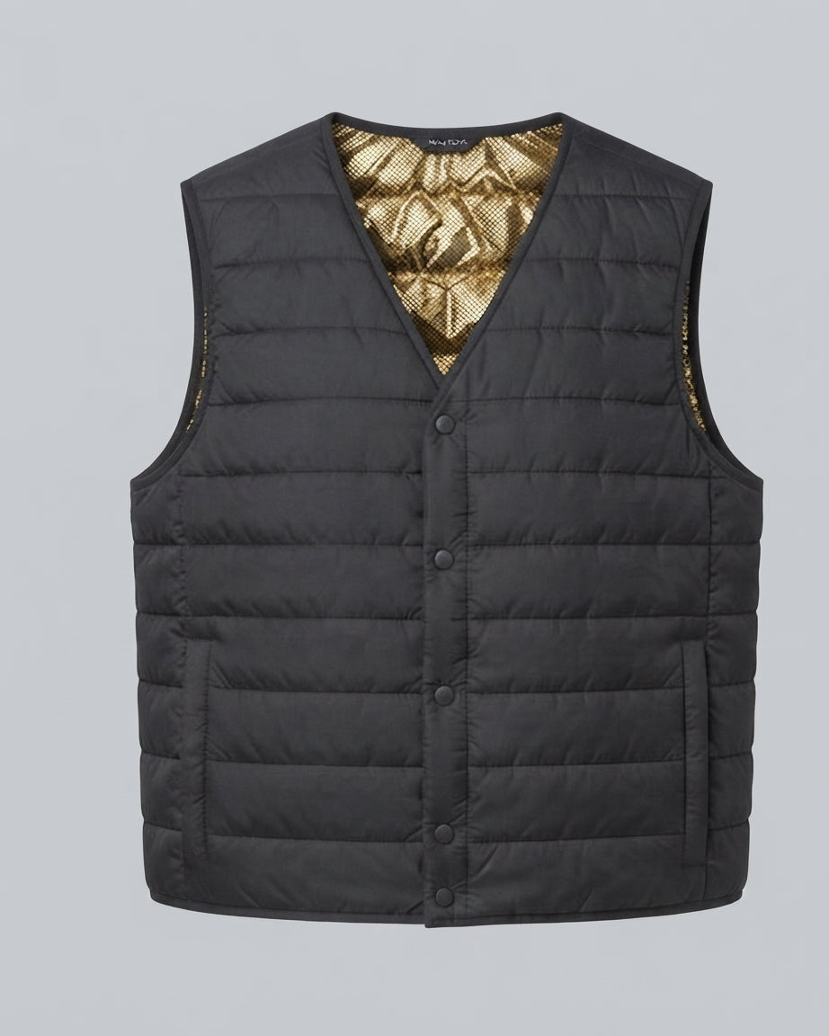 Men's lightweight padded vest with thermal lining, V-neck and snap button closure