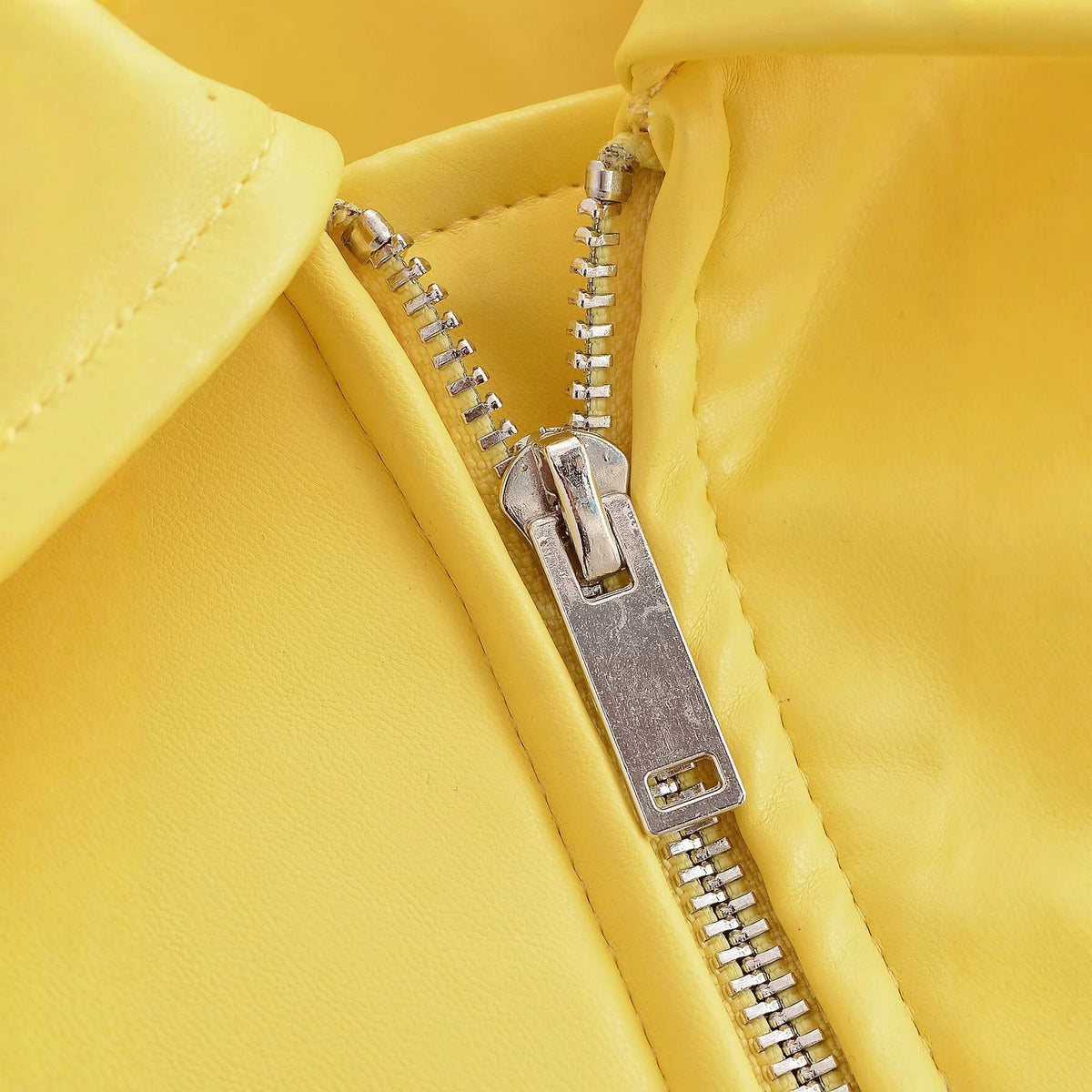Women's Oversized Bomber Jacket with Zipper, Ribbed Hem and Flap Pockets EVA-US
