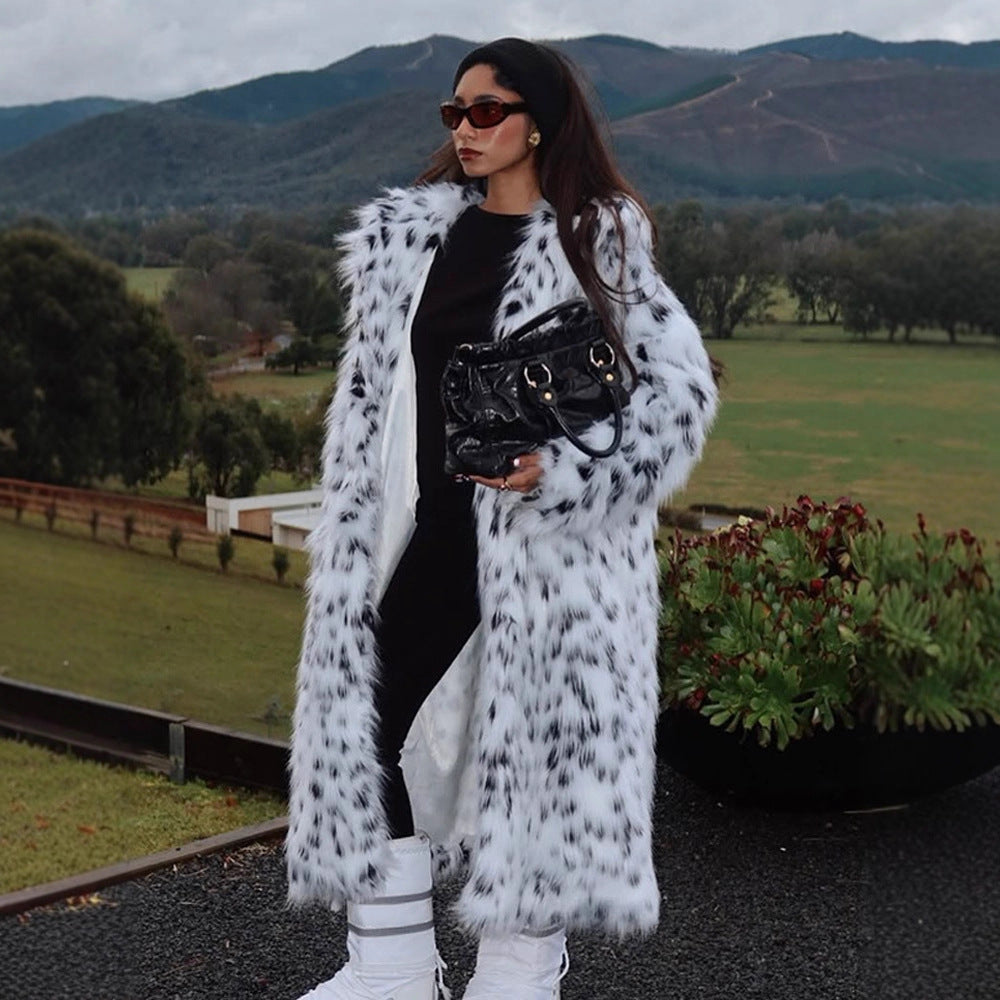 Women's luxurious long plush faux fur coat with opulent fur collar and speckled design EVA-US