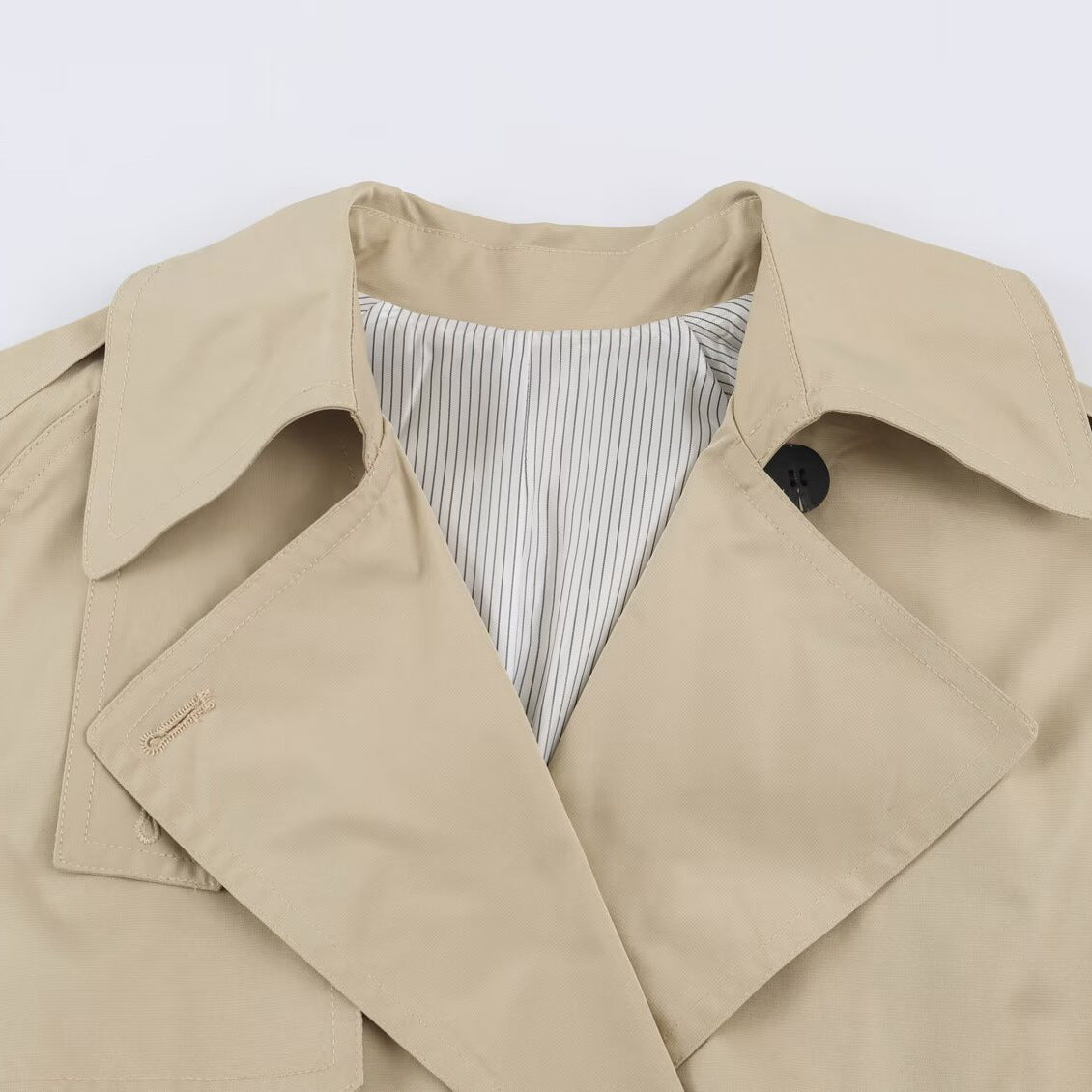 Women's short lightweight trench coat with tie belt, dropped shoulders and double button placket EVA-US