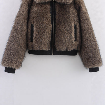 Women's short-cut faux fur bomber jacket with zipper and ribbed cuffs EVA-US