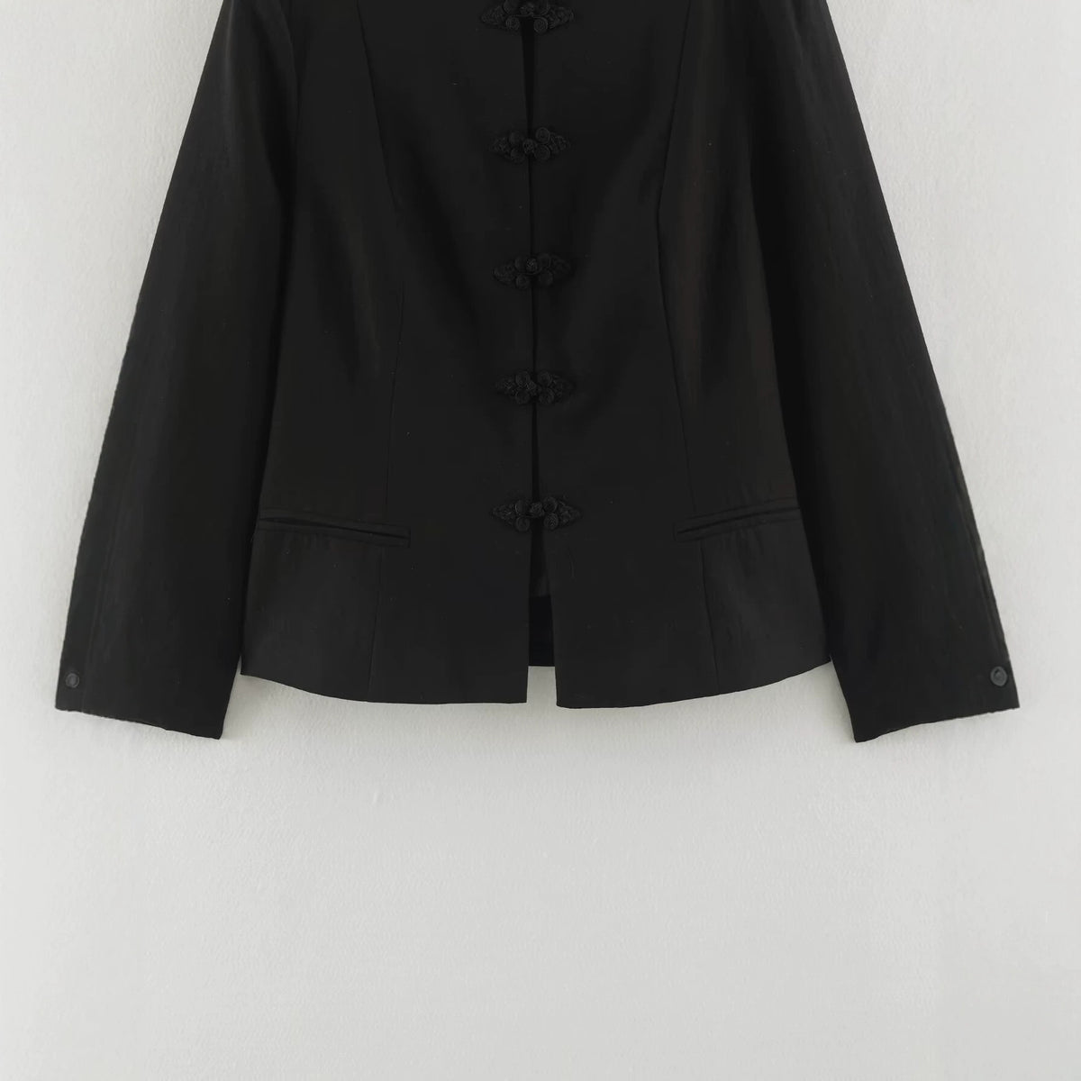 Women's short jacket in chinoiserie style with stand-up collar and knot button closure EVA-US