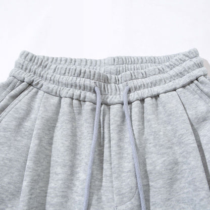 Women Wide Cropped Sweatpants with Drawstring, Cargo Pockets and Zipper Details EVA-US