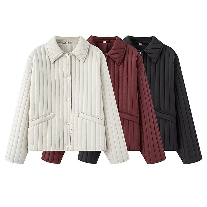 Women's short quilted jacket with vertical quilting, shirt collar and heart button placket EVA-US