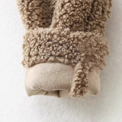 Women's Short Teddy Jacket in Sheepskin Look with Wide Collar and Patch Pockets EVA-US