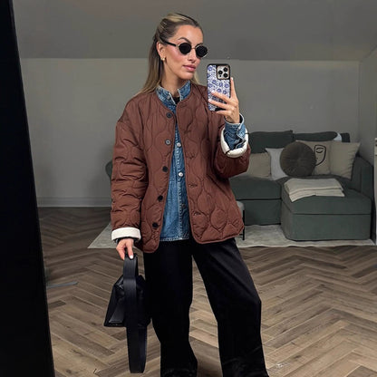 Women's quilted transitional jacket with round quilting, boxy silhouette and press stud placket EVA-US