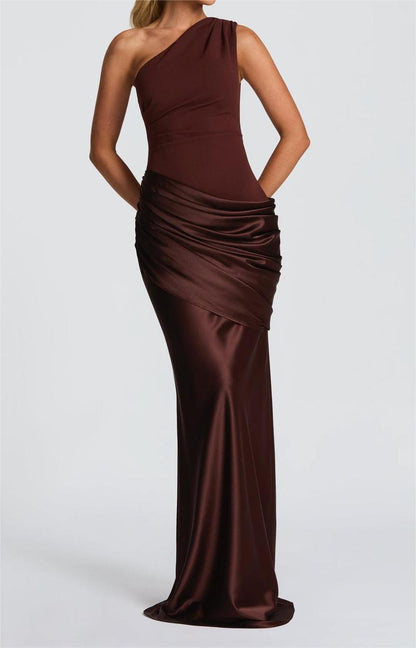 Women's Elegant One-Shoulder Maxi Dress with Refined Draping Details