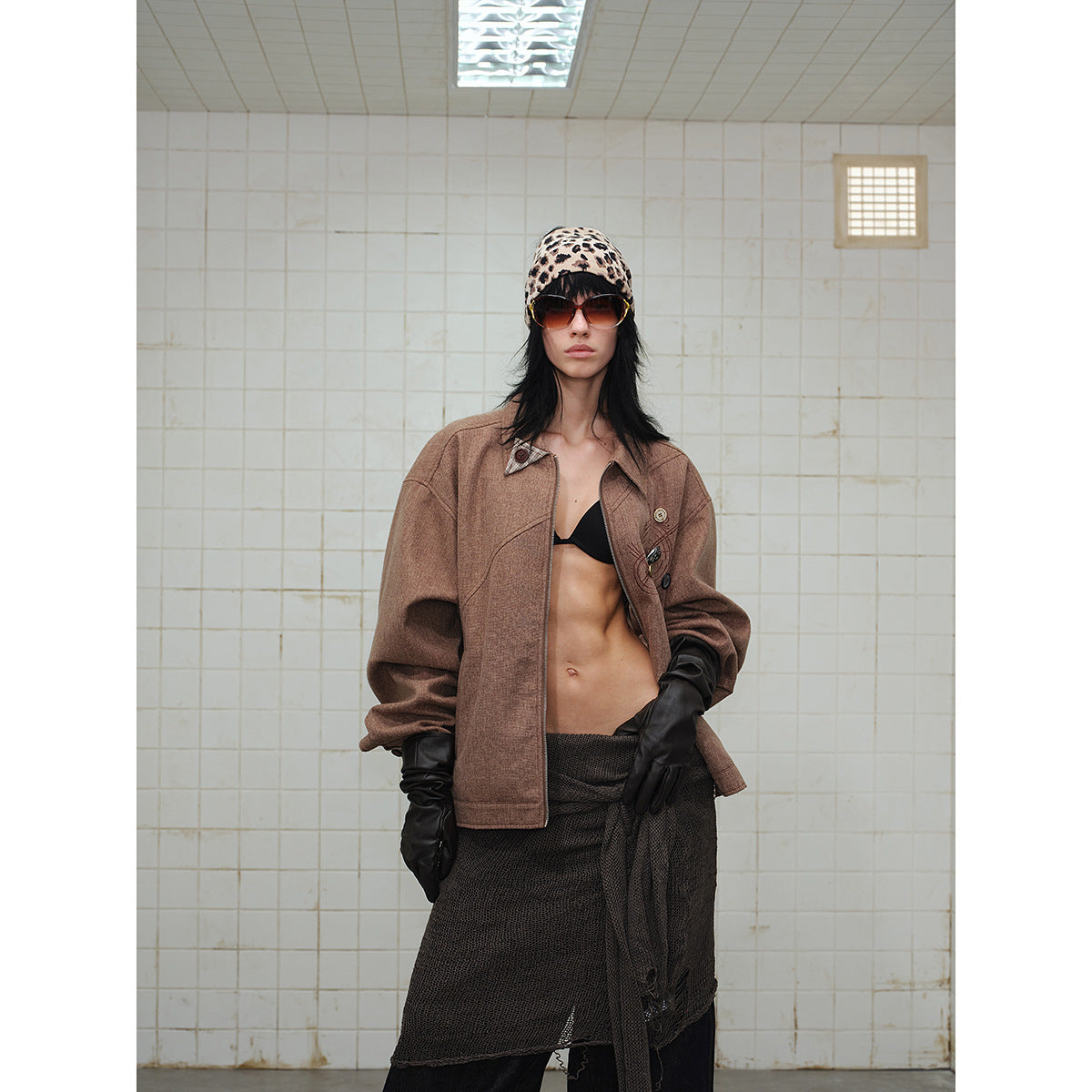 Unisex Stylishly Cut Cotton-Linen Blouson Jacket with Decorative Button Applique EVA-US