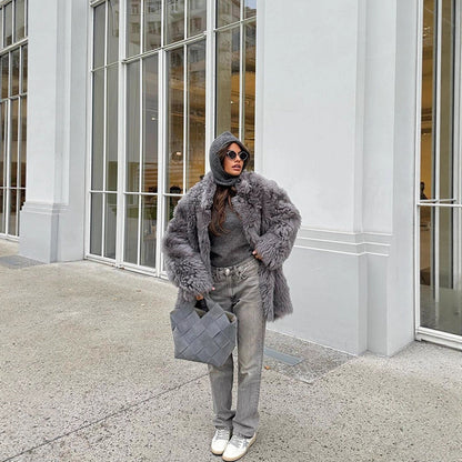 Women's Short Oversize Faux Fur Coat with Voluminous Curly Texture and Button Closure EVA-US