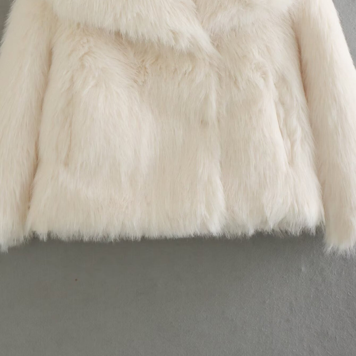 Women's Short Faux Fur Jacket with Wide Shawl Collar EVA-US